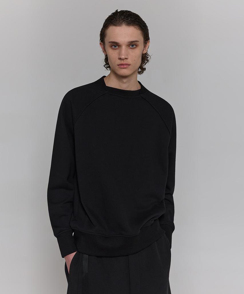 Digeunag Raglan Cross Neck Sweatshirt (Black) Pf1Ts0101