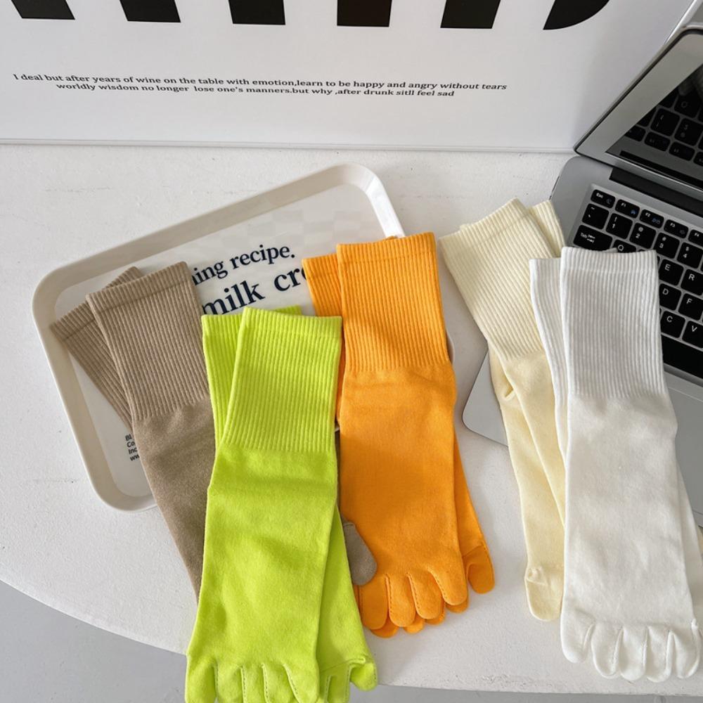Atmungsaktive Socken mit geteilter Zehe Reine Baumwolle Sportsocken Neue Fünf-Finger-Socken Zuhause