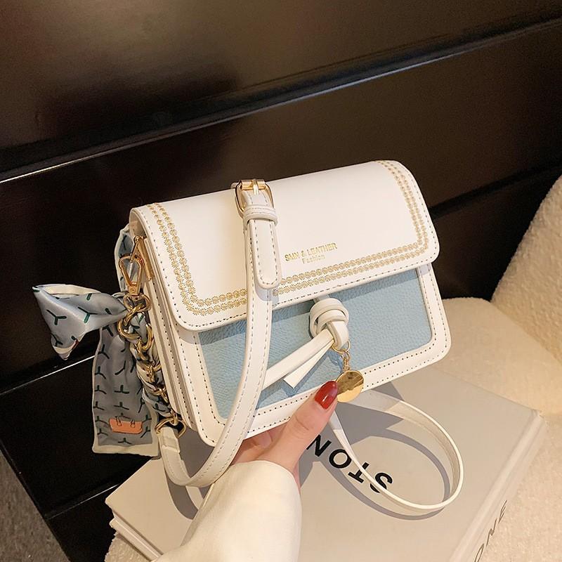 Popular Fresh Small Square Bag Silk Scarf New Fashion Niche Design Shoulder Bag Foreign Cream Sweet Oblique Straddle Women's Bag