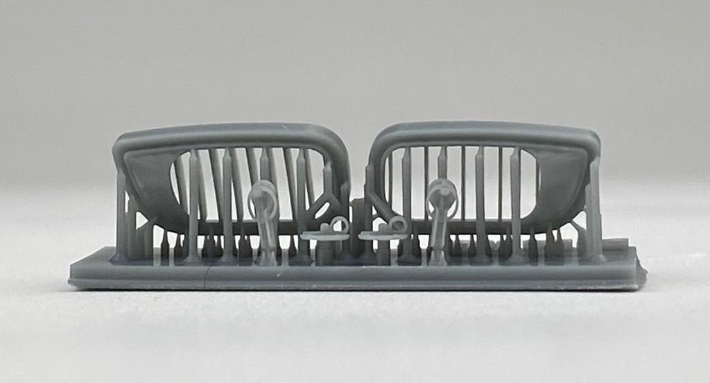 PLATZ FAT FROG BMW 320i E46 Front Grille Bonnet Pins 3D Printed Parts Plastic Model Parts FFDE24003 1/24 & (Automobile)