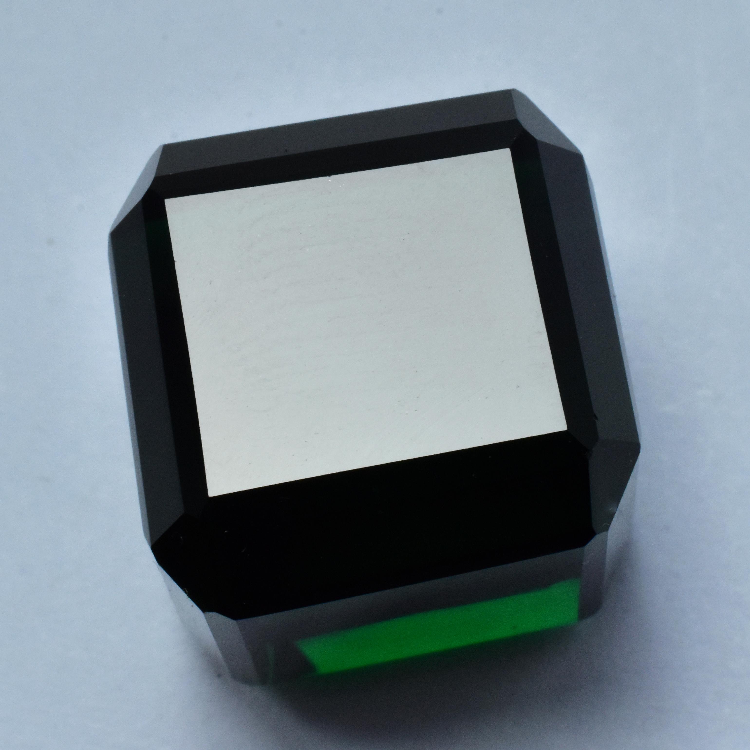 

Cube Cut Lab-Created Green Emerald 54.96 Carat Loose Gemstone CERTIFIED S-1263 18.22 mm approx зелений