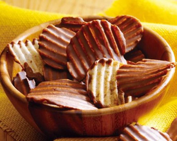 

Potato Chip Chocolate Original Royce with Souvenir Bag 2 pieces [ROYCE ] (x 1)