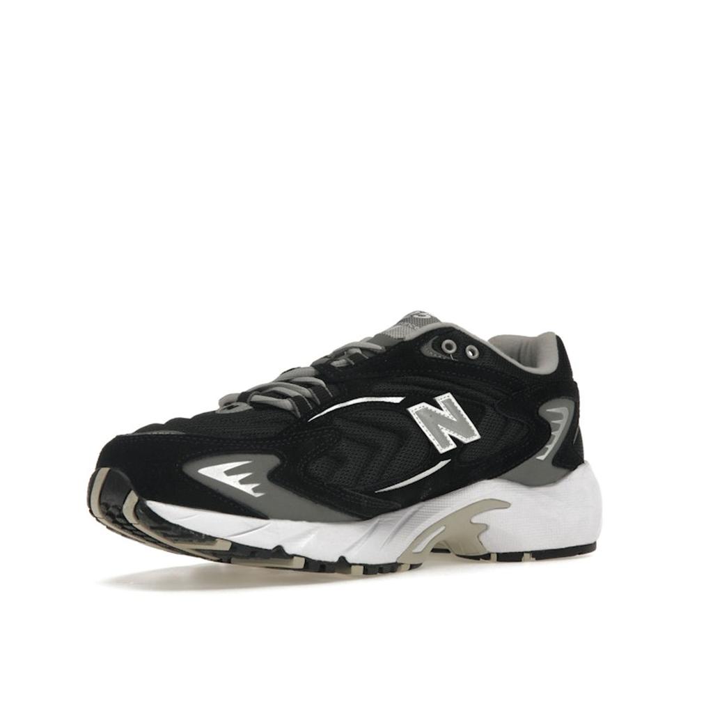New Balance 725 Black Metallic Silver Unisex Sneakers ML725R