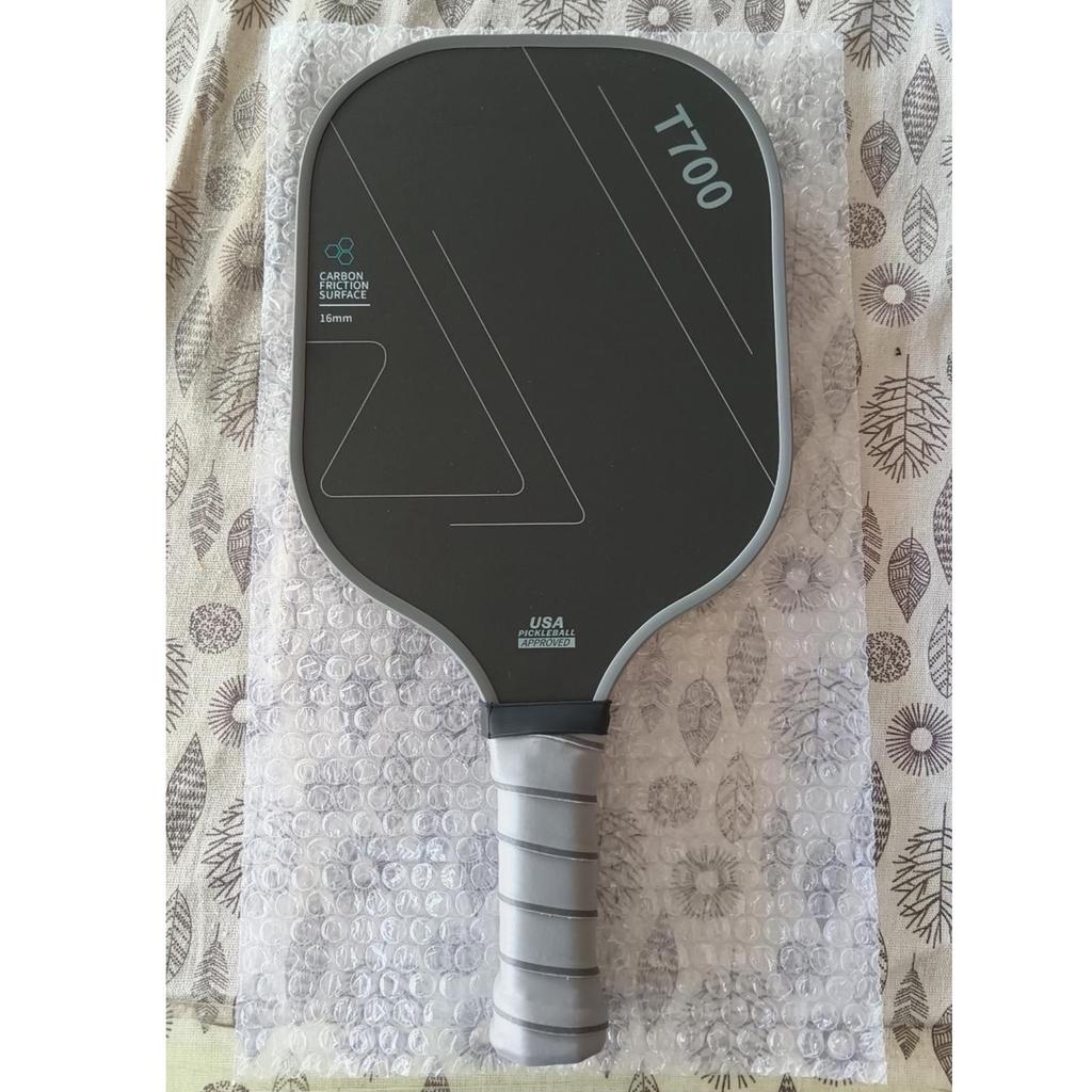 T700 Carbon Fiber Pickleball Paddle with Cloth Texture Frosting, 16mm Thickness, Professional Competition Quality.