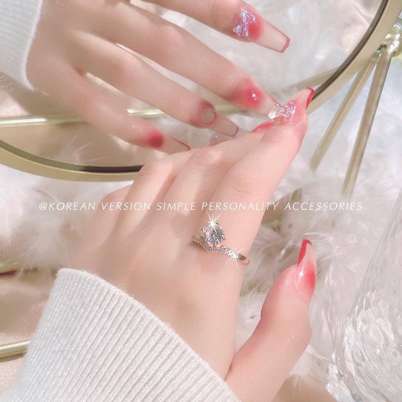 Inel de Dragoste în Formă de Inimă: Design Elegant cu Șase Gheare pentru Femei - Bijuterii de Propunere Stil Japonez și Coreean