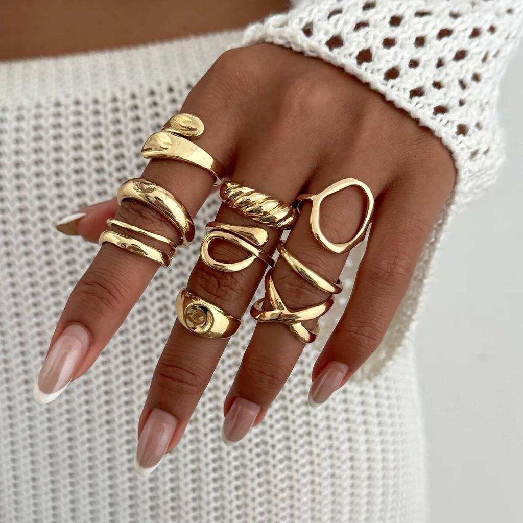 Salircon 9Pcs/Set Punk Glossy Hollowout Open Rings for Women Vintage Gold Color Adjustable Finger Rings Party Set Jewelry Gift