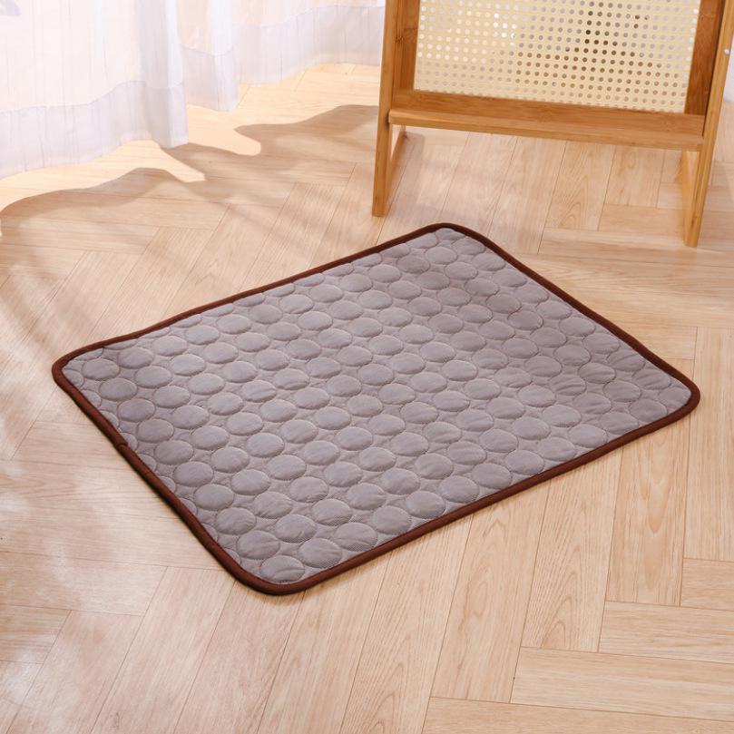 Summer Cooling Pet Mat: Breathable Ice Silk Pad for Dogs & Cats
