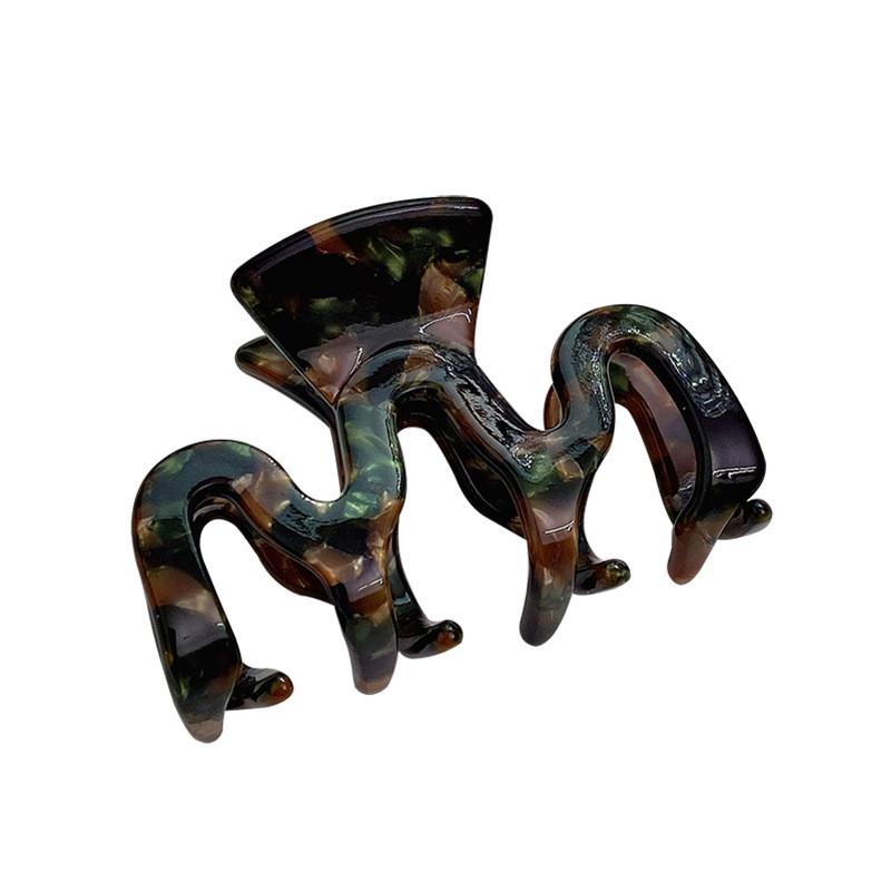 Fashionable Acetate Hair Claw Clip For Women With Colorful Designs And Geometric Lines