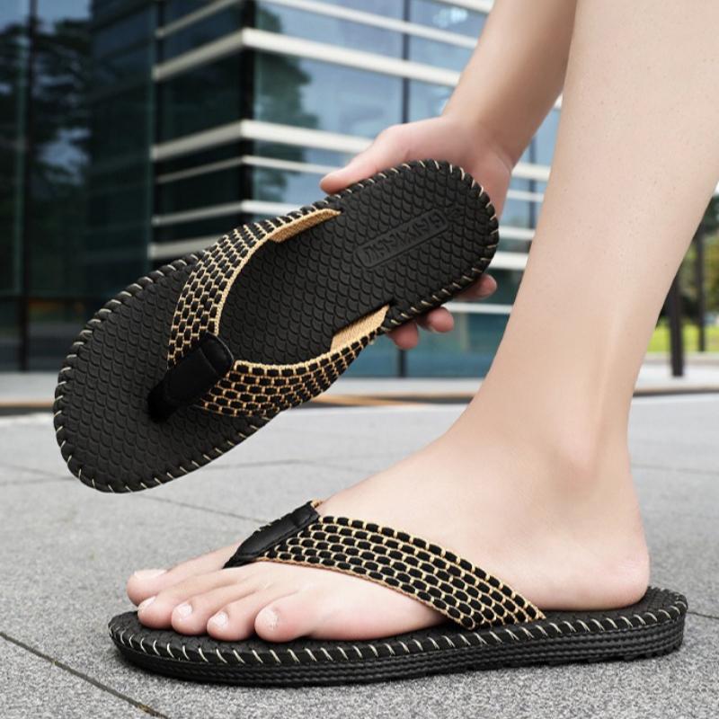 Sommer Herren Flip-Flops Heißer Verkauf Rutschfeste Strandschuhe Mode Langlebig Atmungsaktiv Outdoor-Sandalen Leicht Neue Herrenschuhe