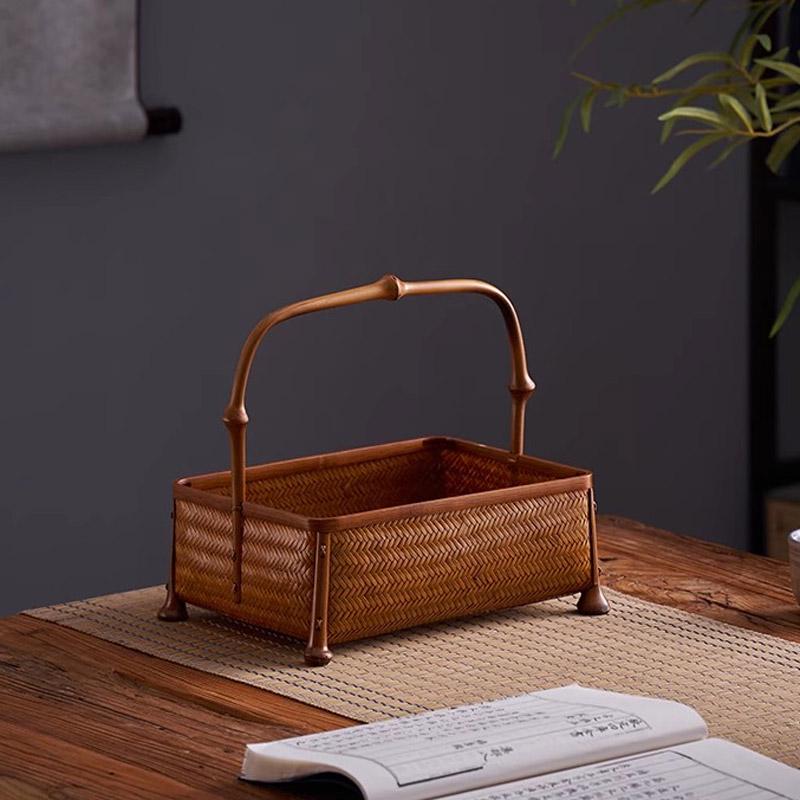 Handmade Retro Round Bamboo Basket: Multi-Purpose Storage, Winnowing Sieve, and Fruit Plate
