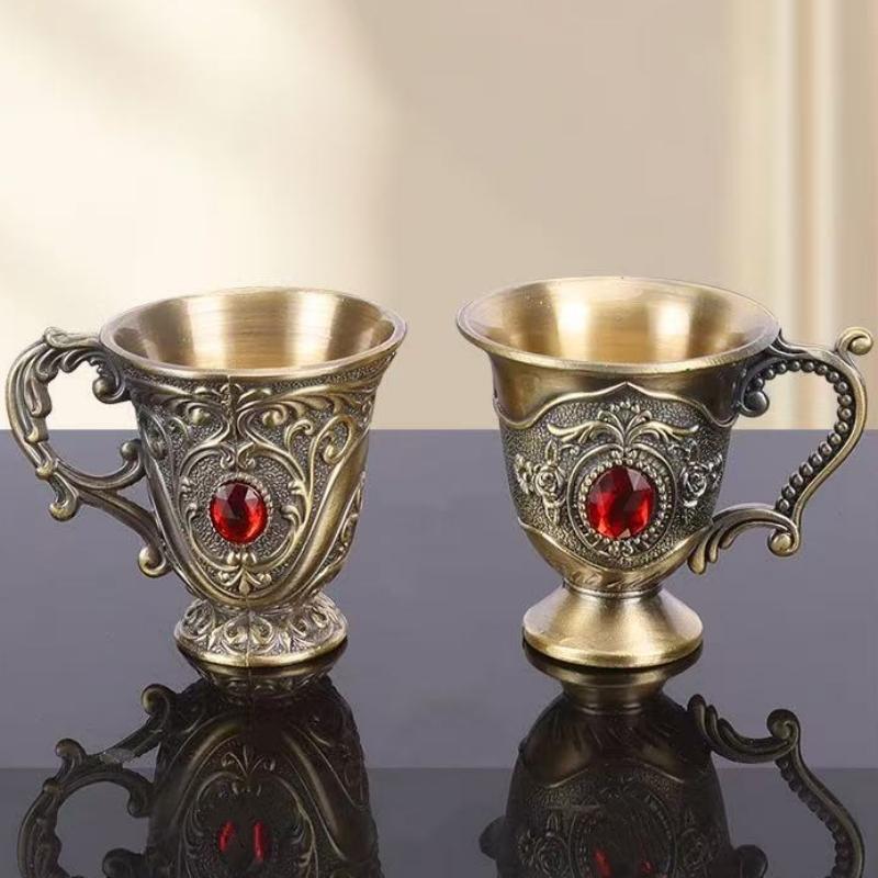 European Vintage Wine Glasses,Carved Mini Spirit Vodka Cup,Bronze Alloy Portable Spirits Goblet,Wedding Decoration, 30ml,1pcs