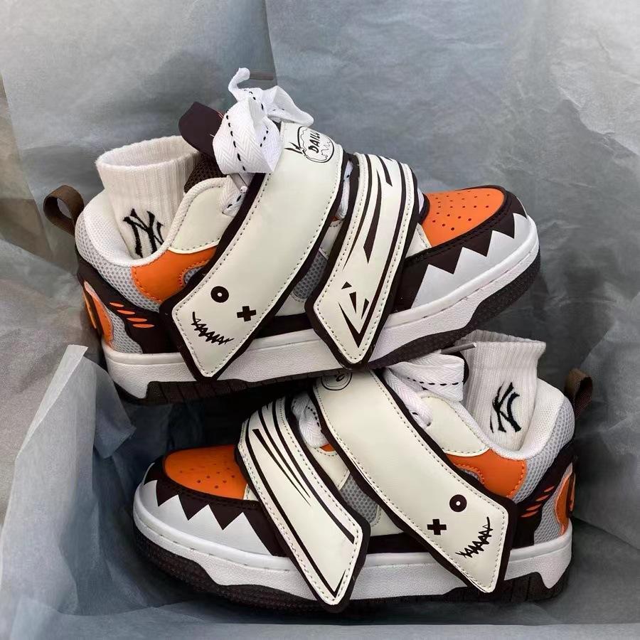 

Взуття для жінок Платформа Жіноче спортивне взуття Осінь Нове Розкішне повсякденне взуття Тренд Взуття для скейтборду Вулканізоване взуття 38