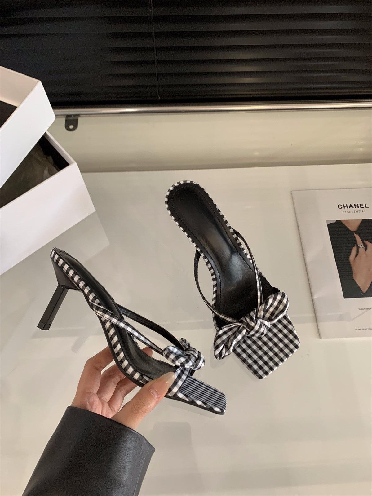

Niche French black high heels temperament cool slippers women s shoes wear 2025 summer bow fairy sandals 39