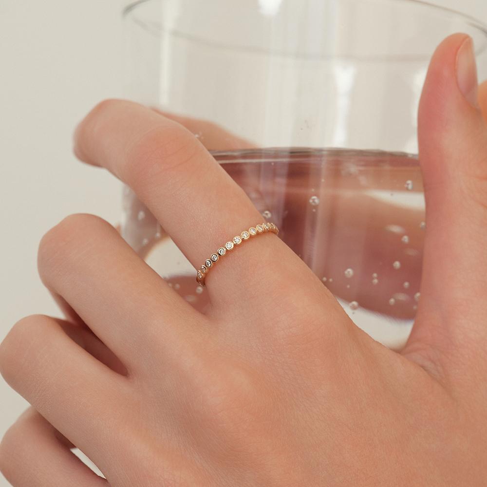 Lunne 14K Half Bezel Line Diamond Ring (14K Gold) #Lcr08 (C Type)