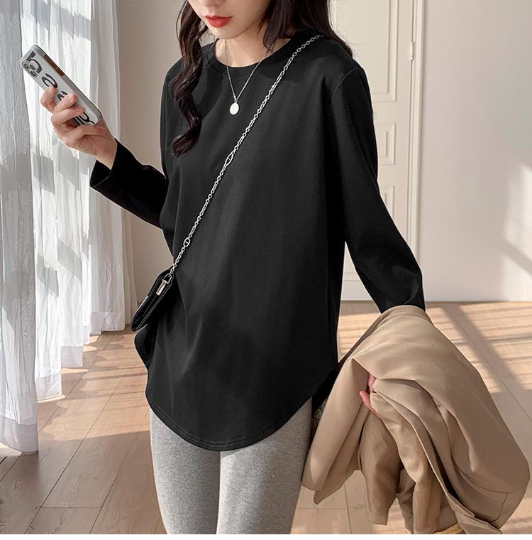 

Drapey Women s Long-Sleeve White Round Neck Shirt with Mid-Length Fit M