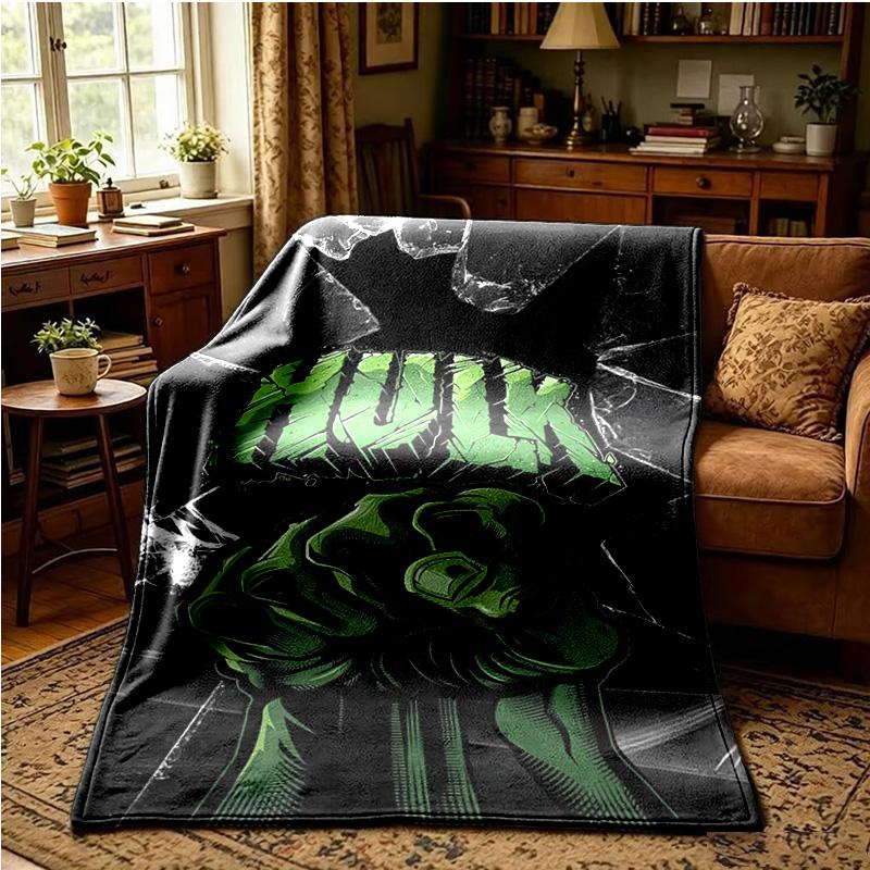 Hero Power Breaks Through Throws Blanket Flannel Blankets Plush for Couch Bed Gifts for Men Women Travel picnic blanket Christmas fan gifts