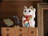 Lucky Cat Mount Fuji Left Paw Raised Ceramic Lucky Cat Maneki Neko Fujiyama Lucky Feng Shui Figurine with Offering Box (L-SIZE White) / - (fj_L White)