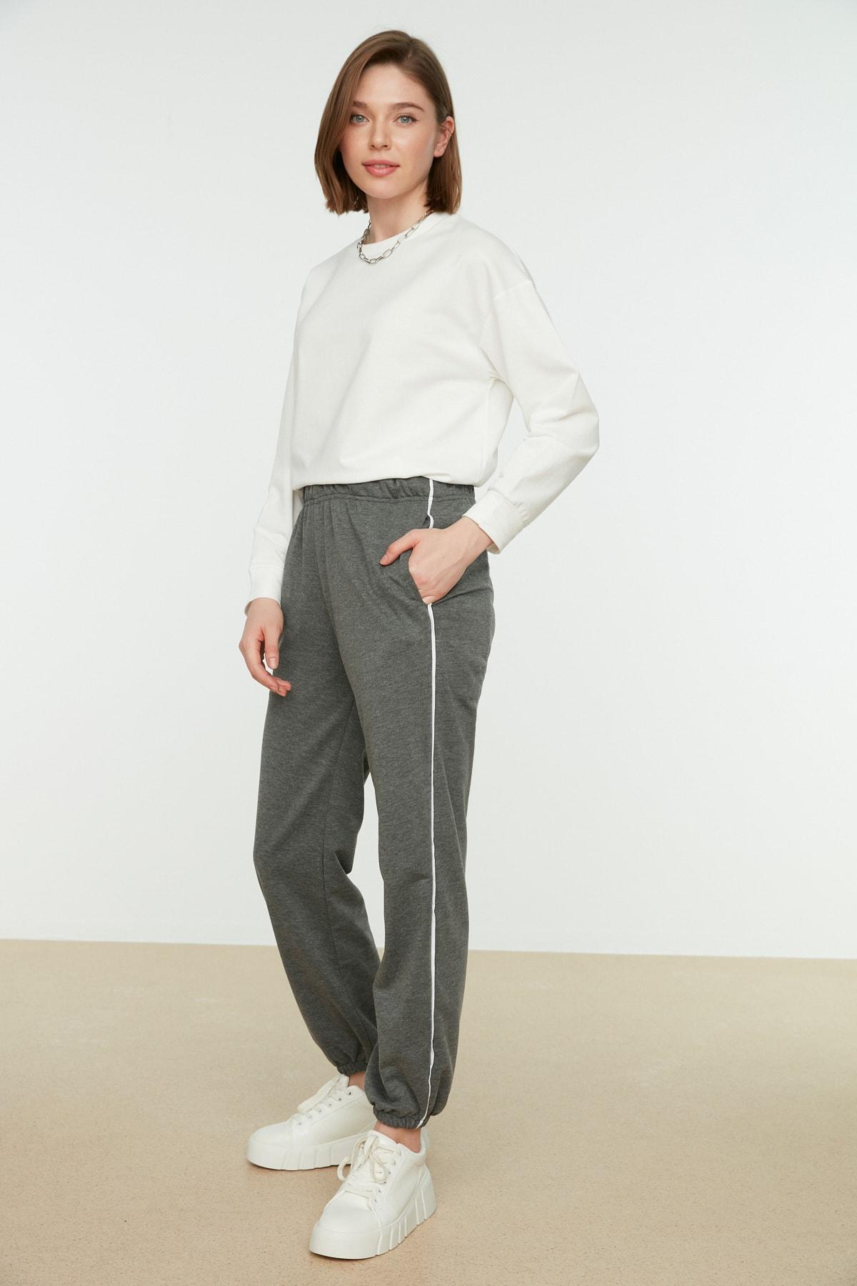 

Вязаные спортивные штаны антрацитового цвета TCTSS21EA0213..