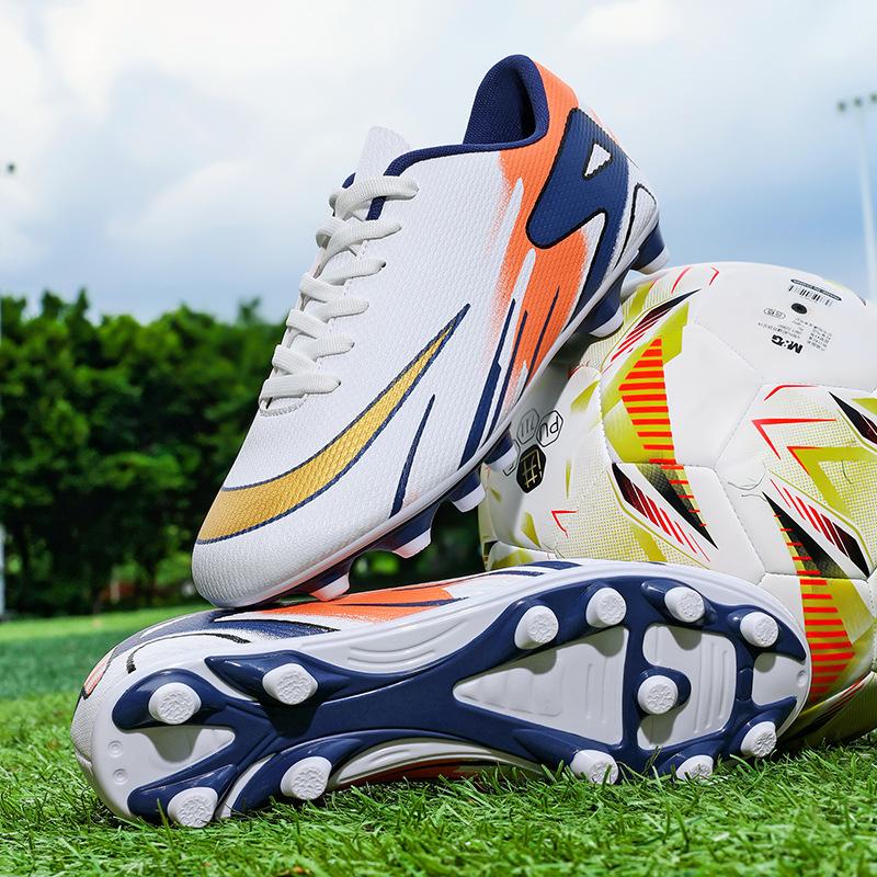 Large Size Children's Long Nail Football Shoes Men's Outdoor Primary and Secondary School Students Broken Nail Training Shoes Youth Sports Shoes