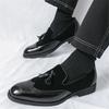 Designer New Men's Pointed Suede Leather Mixed Patchwork Wedding Dress Brogues Shoes Male Tassels Loafers Zapatos Hombre