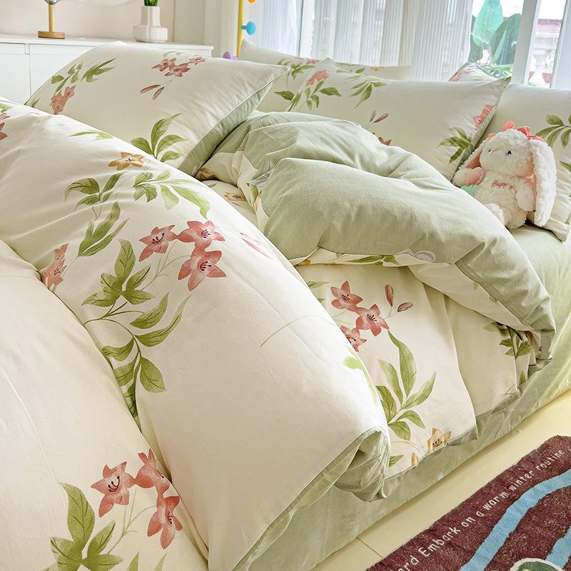 Bedding Four-piece Set Printed Skin-friendly Water Wash Sheets Quilt Cover Pillowcase Set