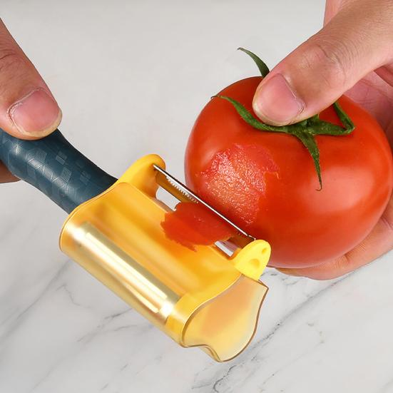 3 in 1 Peeler for Kitchen, Stainless Steel Potato Carrot Apples Peeler, Multifunctional Swivel Vegetable Fruit Cutter with Grater And Slicer