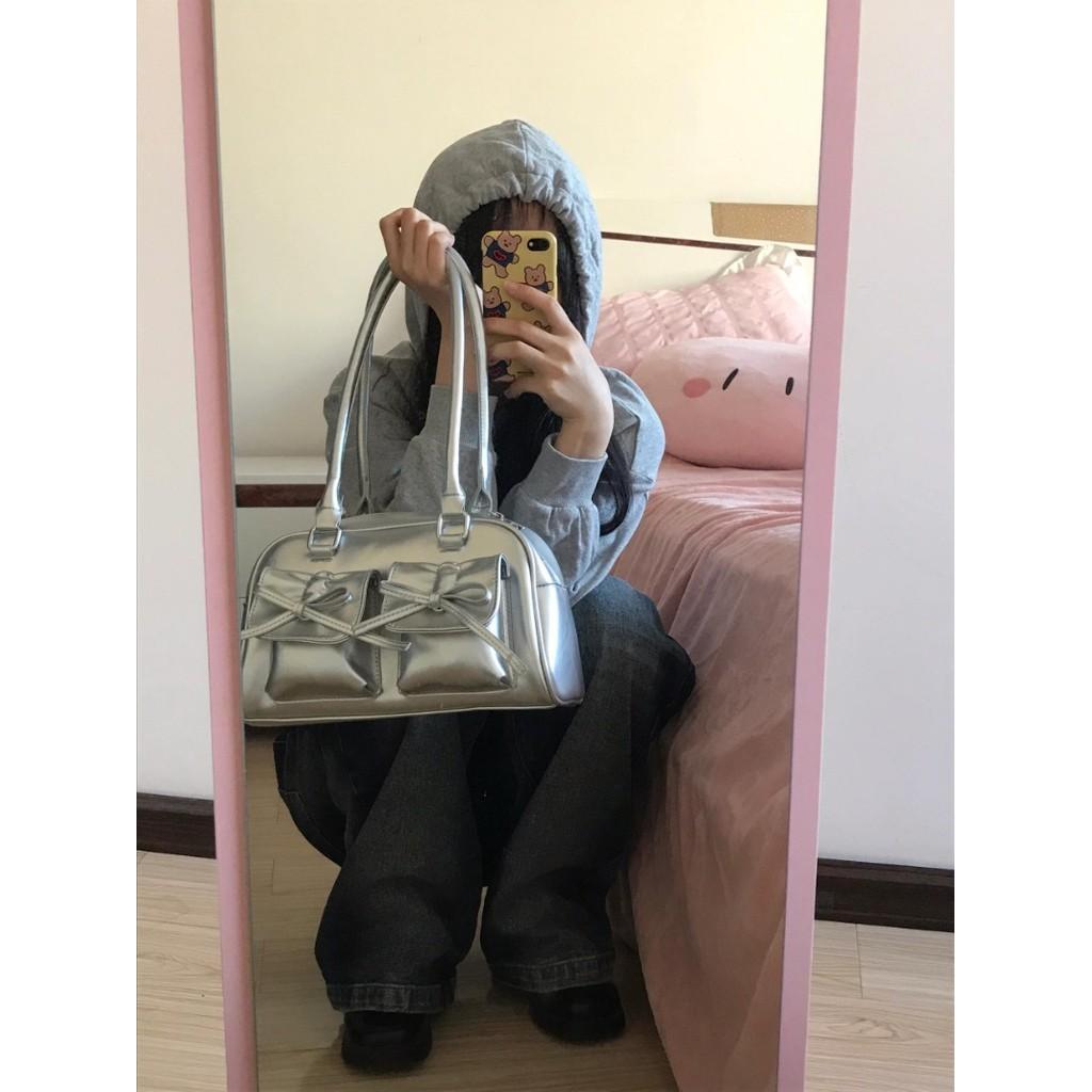 IELGY Niche Silver Bowknot Underarm Bag High-End Feeling Out Street Portable Pillow Bag Fashion Commuter
