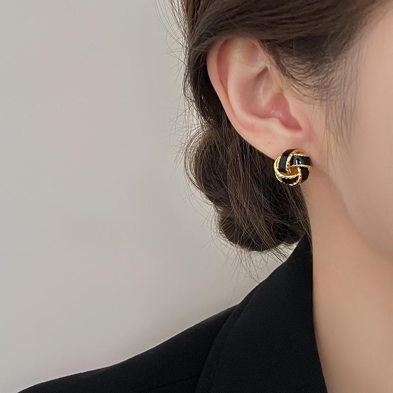 Retro Glaze Beaded Stud Earrings with Spiral Ear Hooks - Sophisticated Autumn-winter Earrings for An Elegant Look.