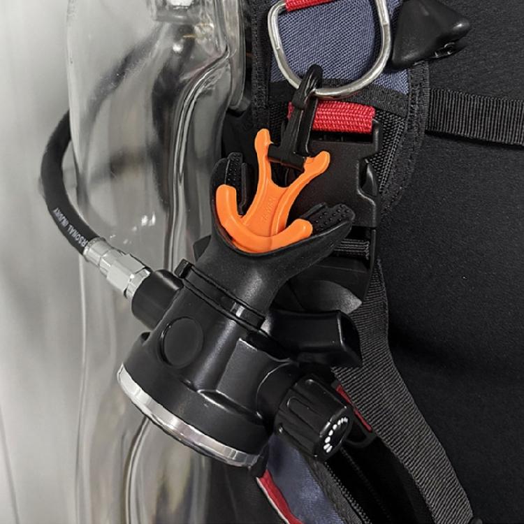 Professional Scubas Diving Regulator Holder Stabilizer Hook Securely Lock Space Saving Design Diving Equipment Hook