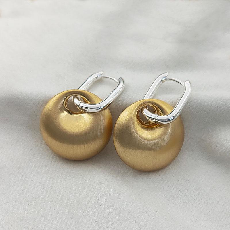 

Geometric Metal Brushed Dangle Earrings: Retro Hong Kong Style with Versatile Wear Options