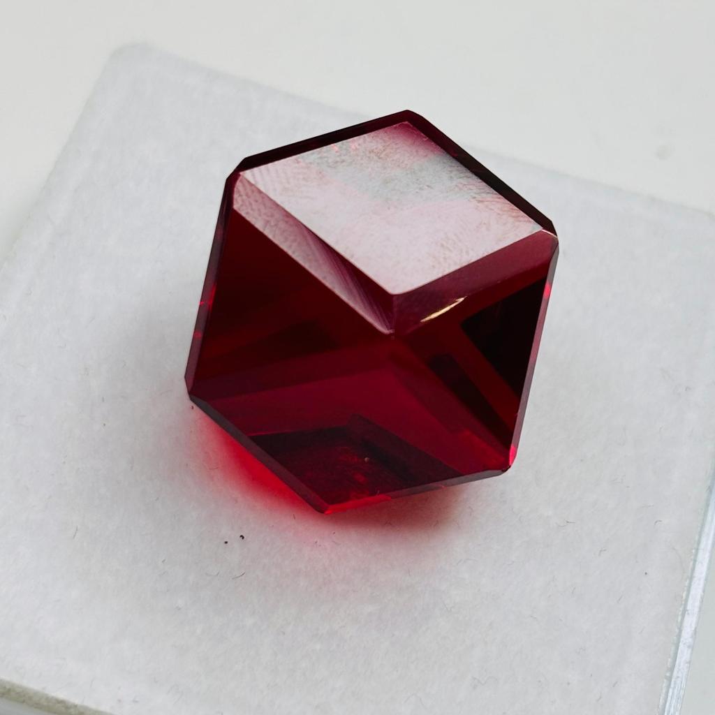 Fancy AAA++ Schliff, zertifizierter, 111,32 ct, im Labor hergestellter roter Rubin, loser Edelstein, VA-585