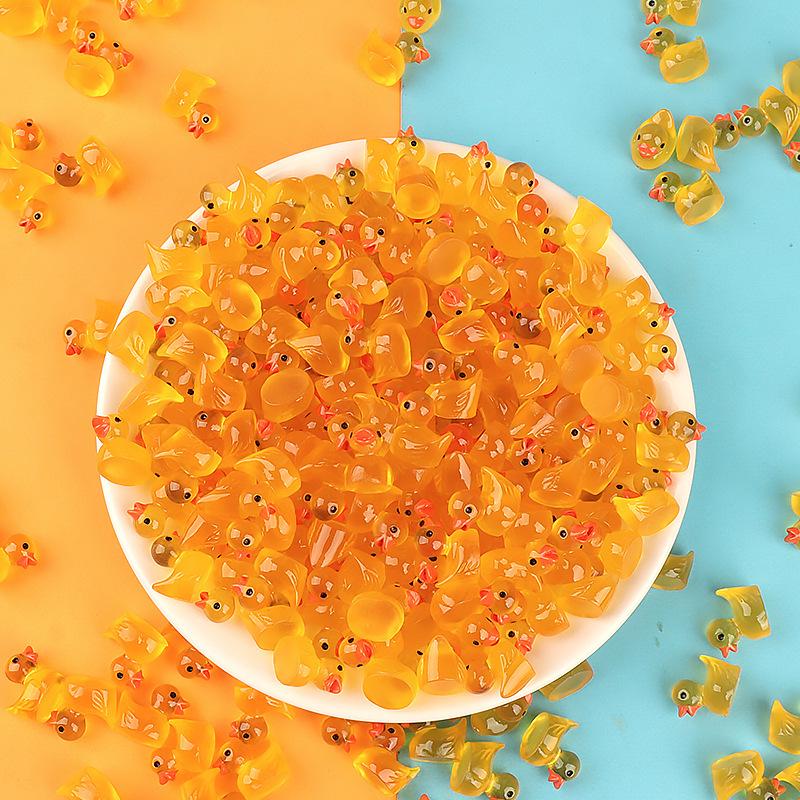 Glowing Duck Ornaments - Creative Luminous Toys for Kids, Perfect for Festivals, Small Gifts, and Kindergarten Prizes