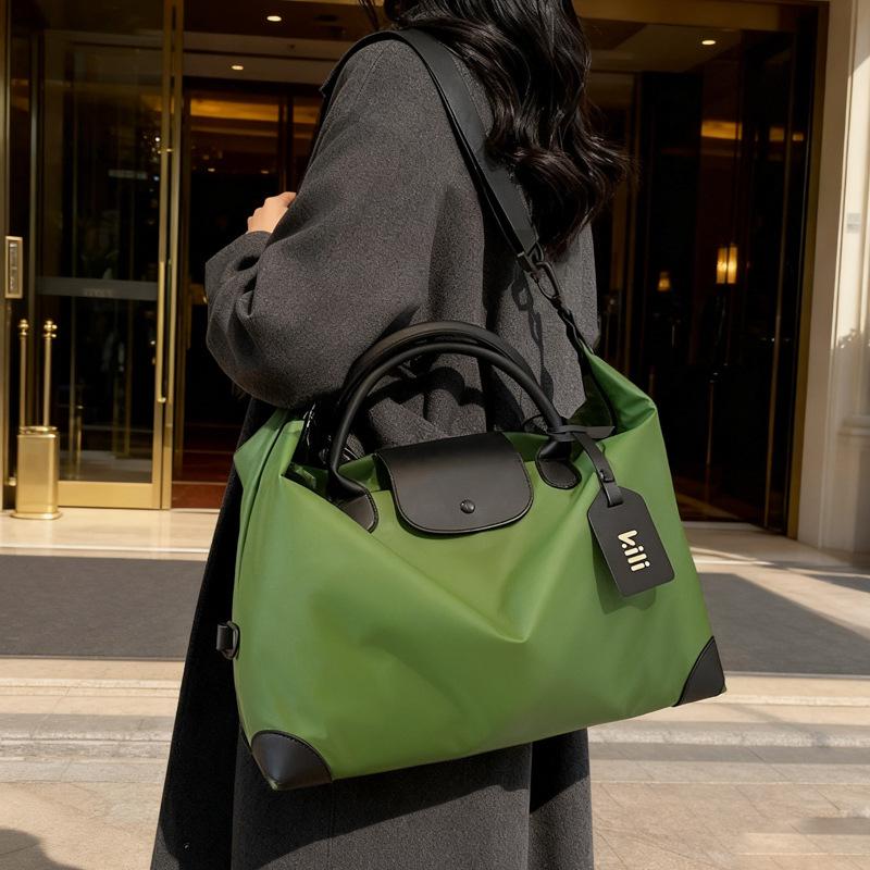 Leather Travel Bag: Large-Capacity, Cross-Body for Business, Yoga, or Commuting