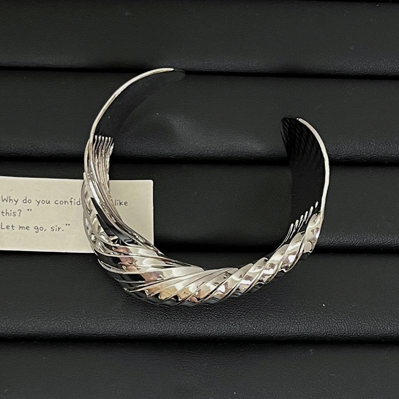 Vintage High-End Twisted Metal Crossover Wrap Bangle