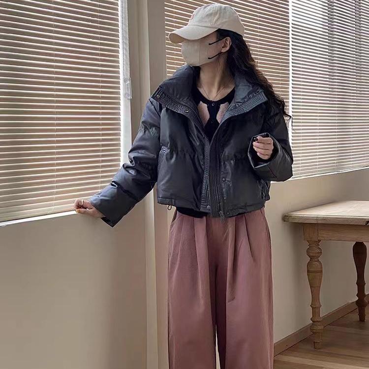 

Короткая куртка из искусственной кожи с белым утиным пухом для женщин 2024 года, зимняя новая модная свободная куртка с воротником-стойкой M серый