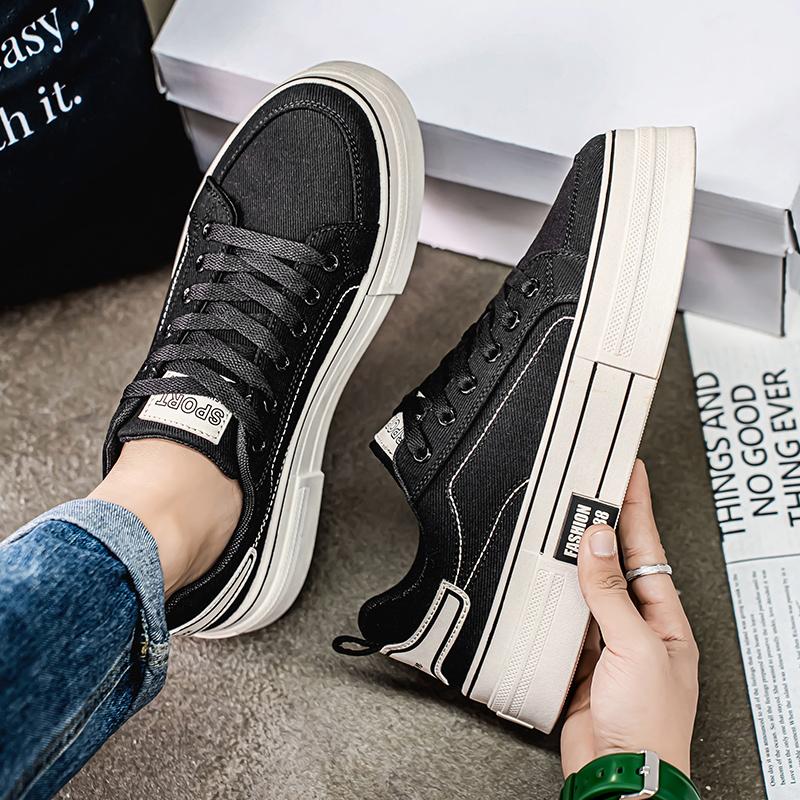 Men’s Blue Sports Shoes Casual Canvas Shoes Street Style Running Sneakers Students Over Sized Black Skateboard Shoes