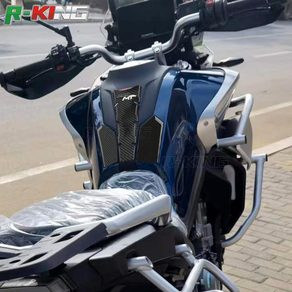 

Для CFMOTO 800MT CF 800 MT НОВАЯ мотоциклетная накладка на топливный бак защитная наклейка боковая накладка наколенник комплект наклеек украшение чёрный