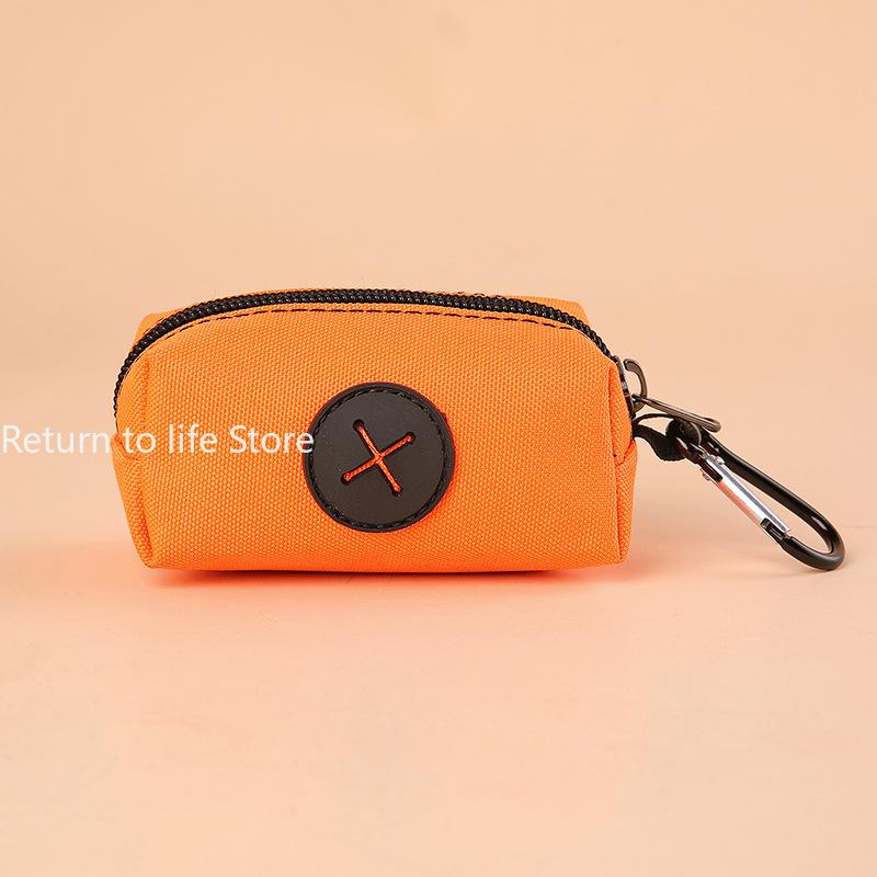 1Pcs Portable Dog Poop Bag Dispenser Hangingable Dog Poop Bag Holder Poo Bags Dispenser for Dogs Walking Garbage Bags Dispensers