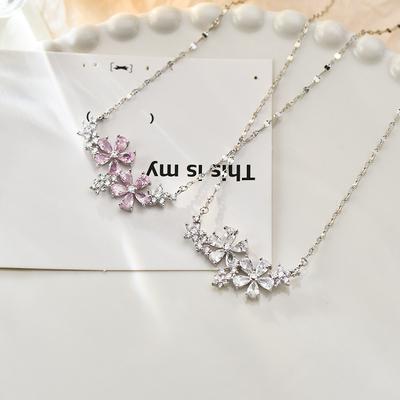 Κολιέ με Λουλούδι Γλυκό Κοριτσίστικο Αίσθημα Ελαφριά Πολυτέλεια Κολιέ Αίσθηση Υψηλής Ποιότητας Εντυπωσιακή Αλυσίδα Κλείδας με Λουλούδι Κορίτσι