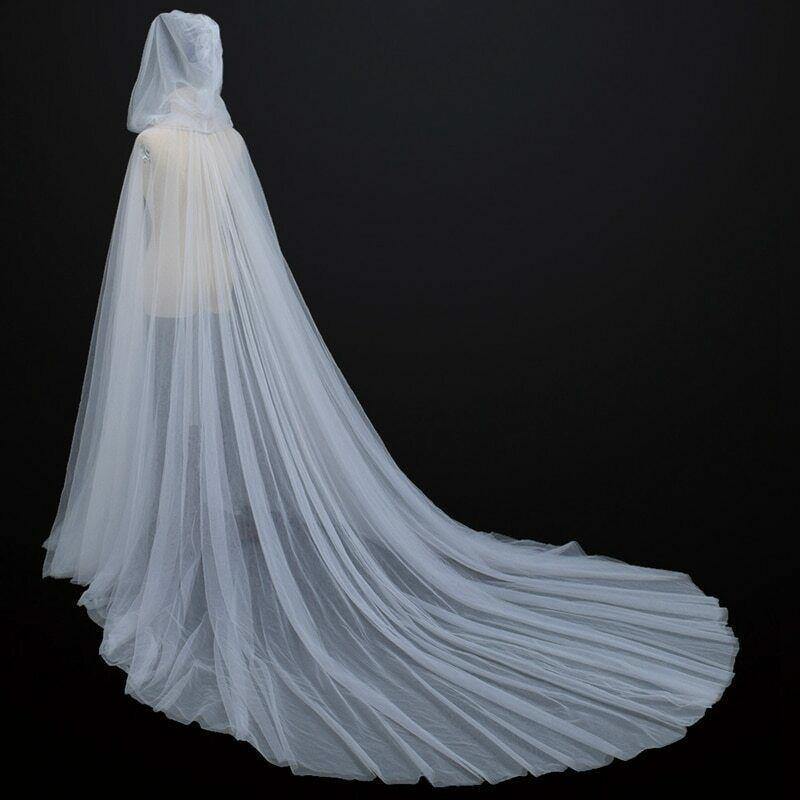 Women's Vintage Halloween Hooded Cloak - Vampire Bride Cape (Black, Red, White)