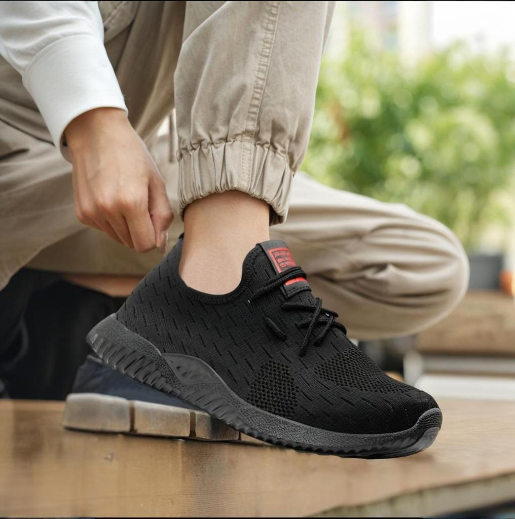 Work Safety Shoes For Men Lightweight Work Sneakers Breathable New Steel Toe Shoe Anti-Puncture Work Shoe Protective Boots