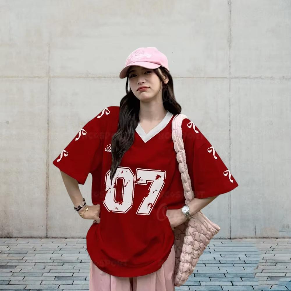Women's Y2K Oversized V-Neck T-Shirt Light Luxury Elements High-Quality Casual Summer Top Short-Sleeved Fashion