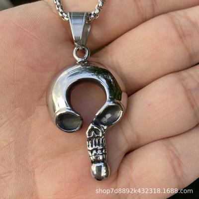 Mode Halloween Personnalité Rock Crâne Point d'Interrogation Pendentif en Acier Inoxydable Pendentif Collier en Acier Titane Chaîne de Pull