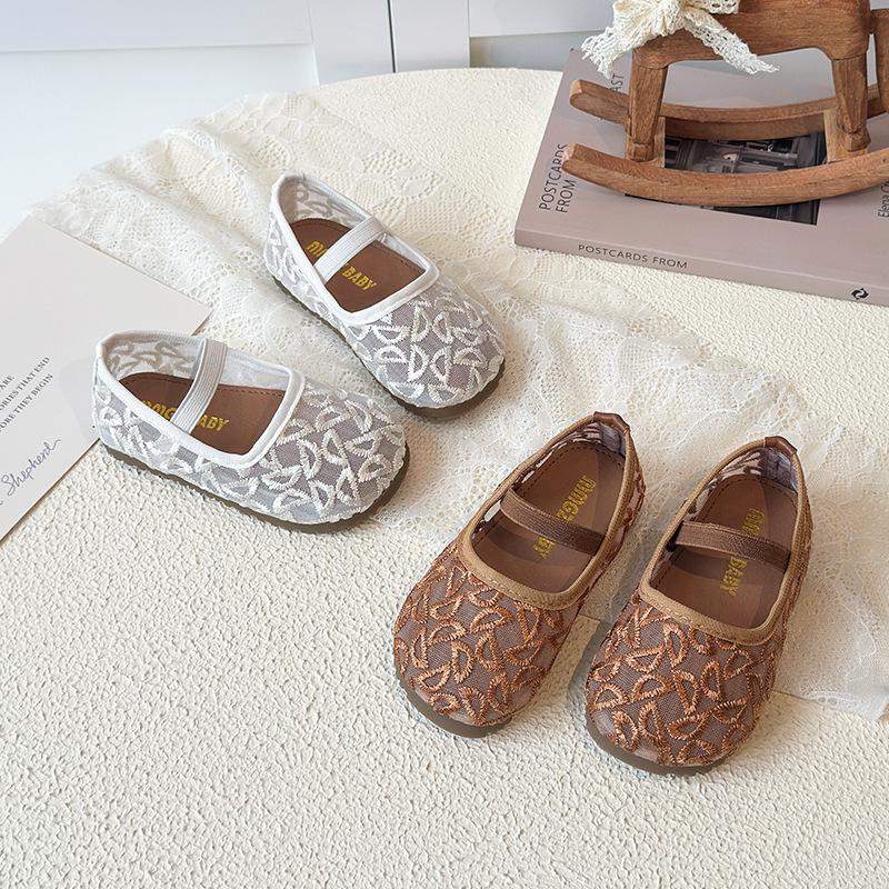 2026 Spring Girls' Breathable Mesh Lace Princess Shoes - Korean Style Soft Sole Casual Shoes