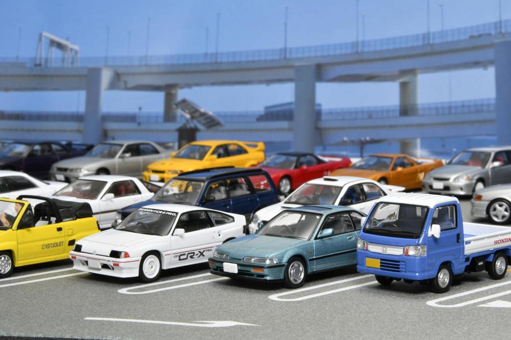 TOMYTEC Tomicarama Vintage Scale 13a Daikoku Parking Area Mat B Toyota Chaser Tourer V 1998 Rubber Mat ABS Resin and Acrylic Accessory Set Partially