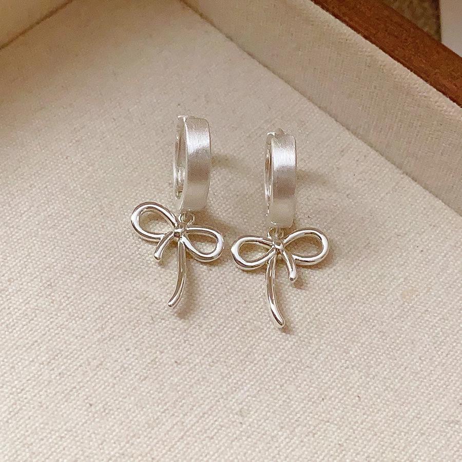 Mori Style Silver Needle Floral Glass Grape Tassel Earrings – Elegant High-End Design