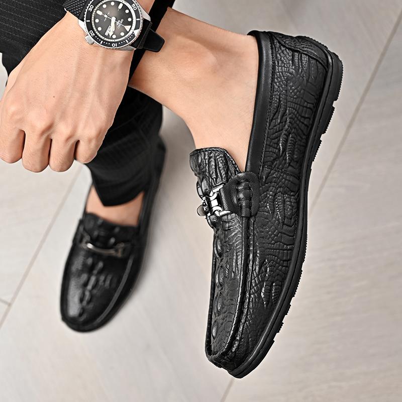 Fashion Spring New Brand Crocodile Patterned Loafers Genuine Leather Business Leather Shoes Soft Soled Luxury Metal Buckle Driving Shoes