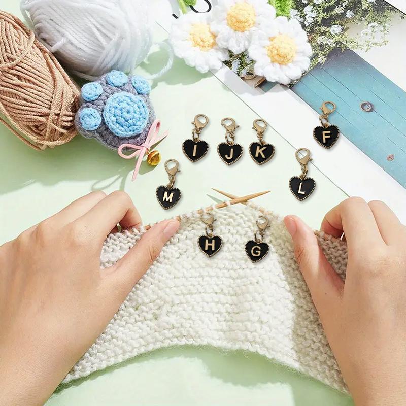 1PC Love Keychain Creativity Heart Shaped Design DIY Party Metal Gift 26 English Letters Keychain Marker Lobster Buckle