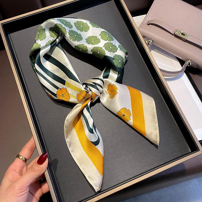 100% Natural Silk Square Scarf Women Bandana Headscarf Scarves Shawls Square Neck Foulard Wraps cachecol femme schals bufanda