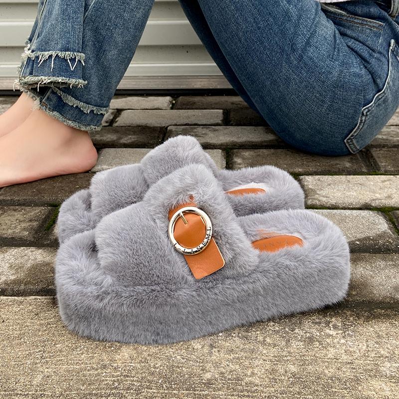 Fashion Women House Slippers 2025 New Designer Plush Slippers Summer Home Furry Fur Slides Women Luxury Slip on Platform Shoes Female
